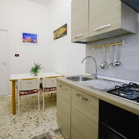 Apartment Soccavo - Moderno In Via Dell'epomeo 175 Naples