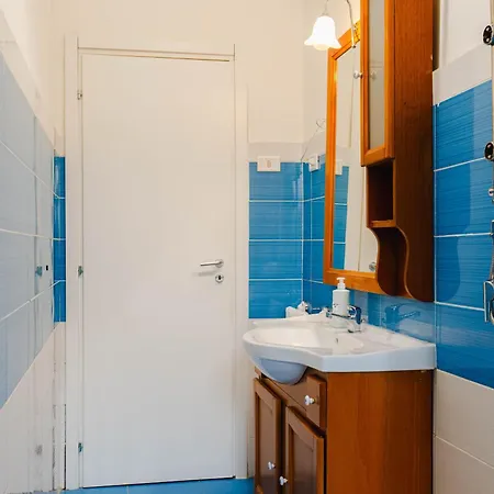 Soccavo - Casa Intera In Via Dell Epomeo 175 *